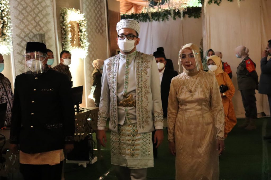 Pesta Pernikahan Dokter Wida Rahmawati Dan Biondo Bintang Prasetyo S.Hum  (Wida-Biondi), Jadi Contoh Penerapan Protokol Kesehatan