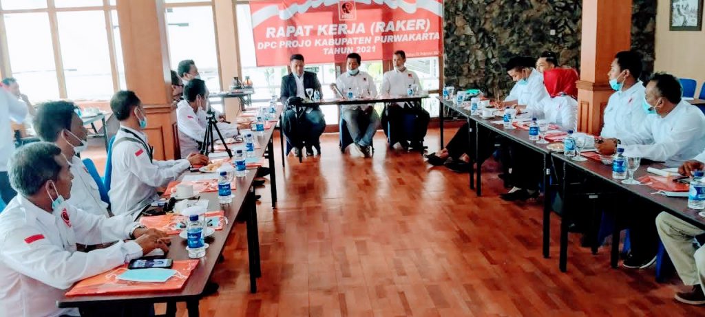 Projo DPC Purwakarta Gelar Rapat Kerja Kepengurusan Baru Periode 2021 – 2025, di Istora Jatiluhur, minggu (21/02/2021)