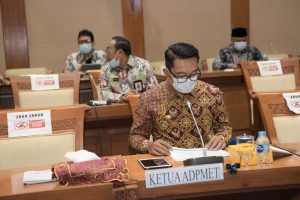 Ridwan Kamil Sampaikan Aspirasi Terkait RUU Energi Baru Terbarukan