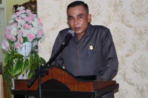Ketua DPRD Kab Solok Dodi Hendra